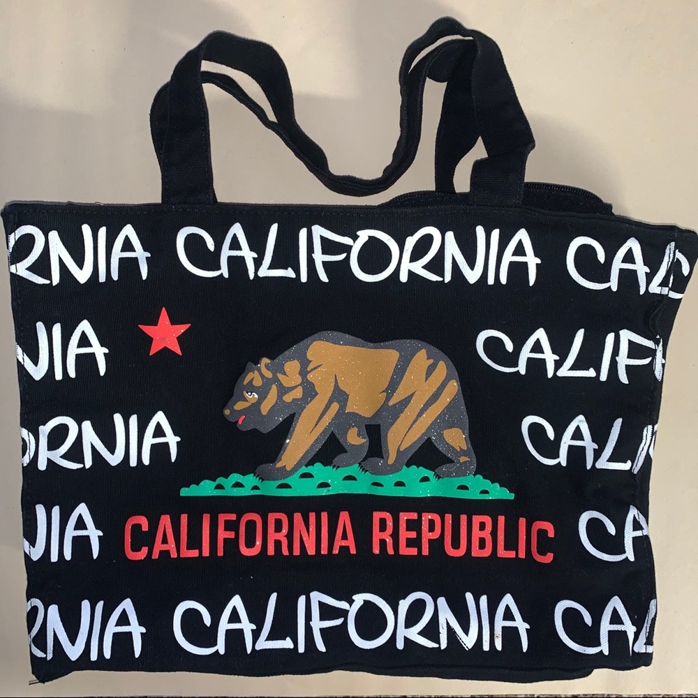 Cali Bear by Robin Ruth Medium Bag 🐻